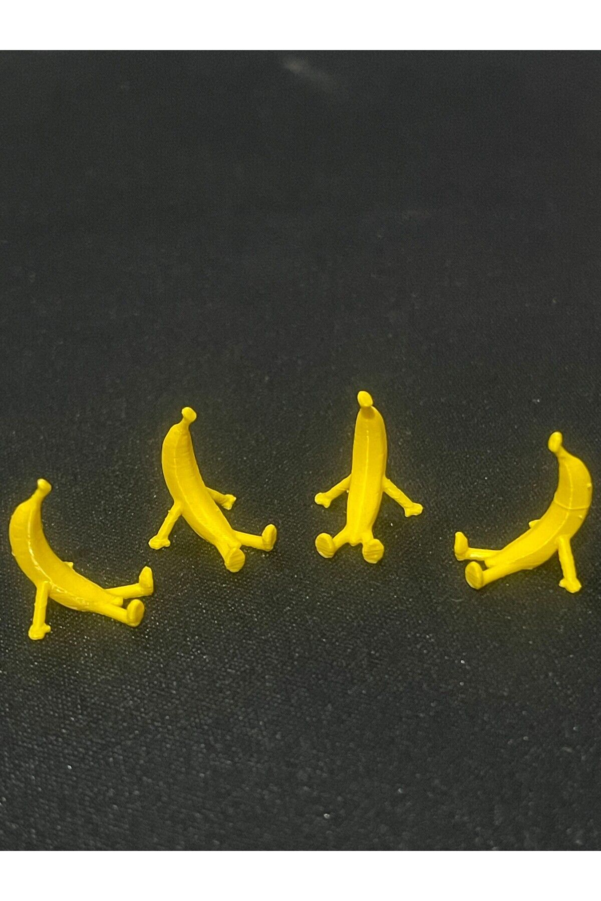 Micro Sevimli Oturan Muz Figür Masa / Torpido Süsü 1 Adet