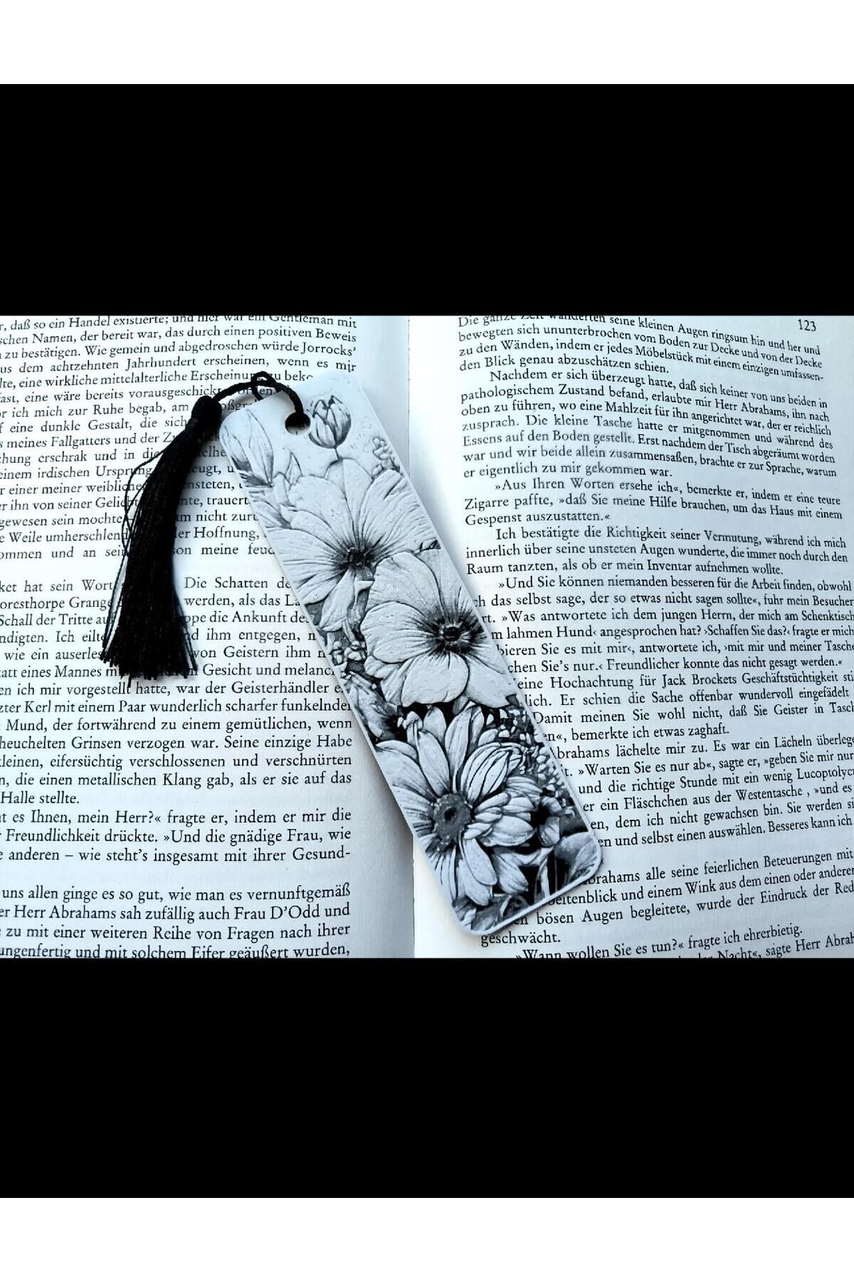 Çiçek Temalı Kitap Ayracı