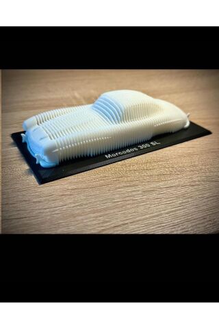 Mercedes Layered Tablo Figür